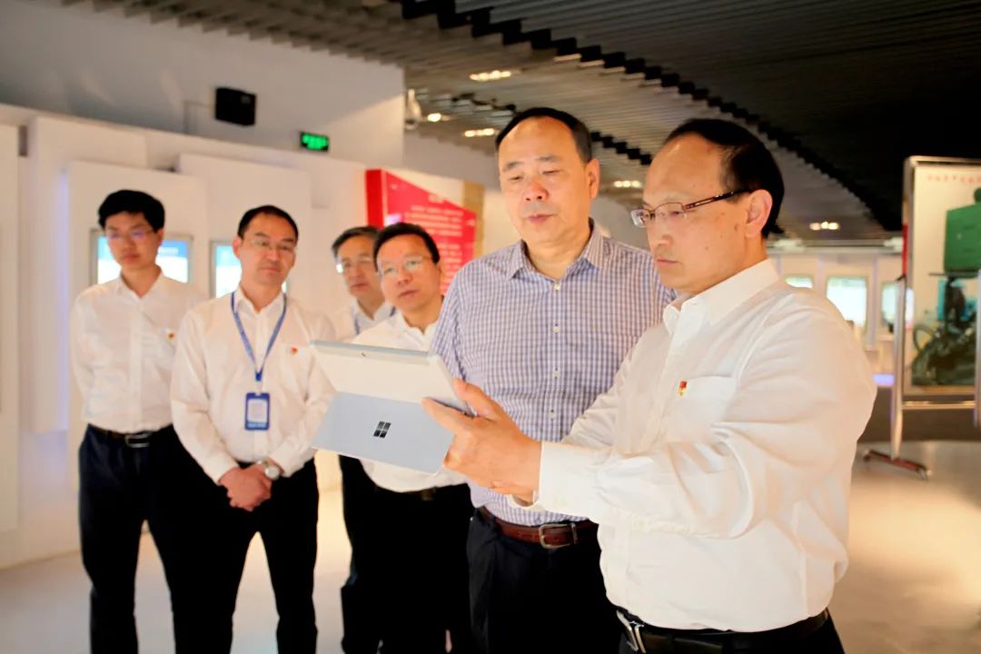 龚艳德调研上海电控研究所【两圈一新高质量发展】