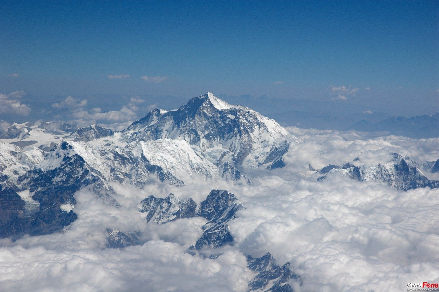 世界十大最美山峰图片