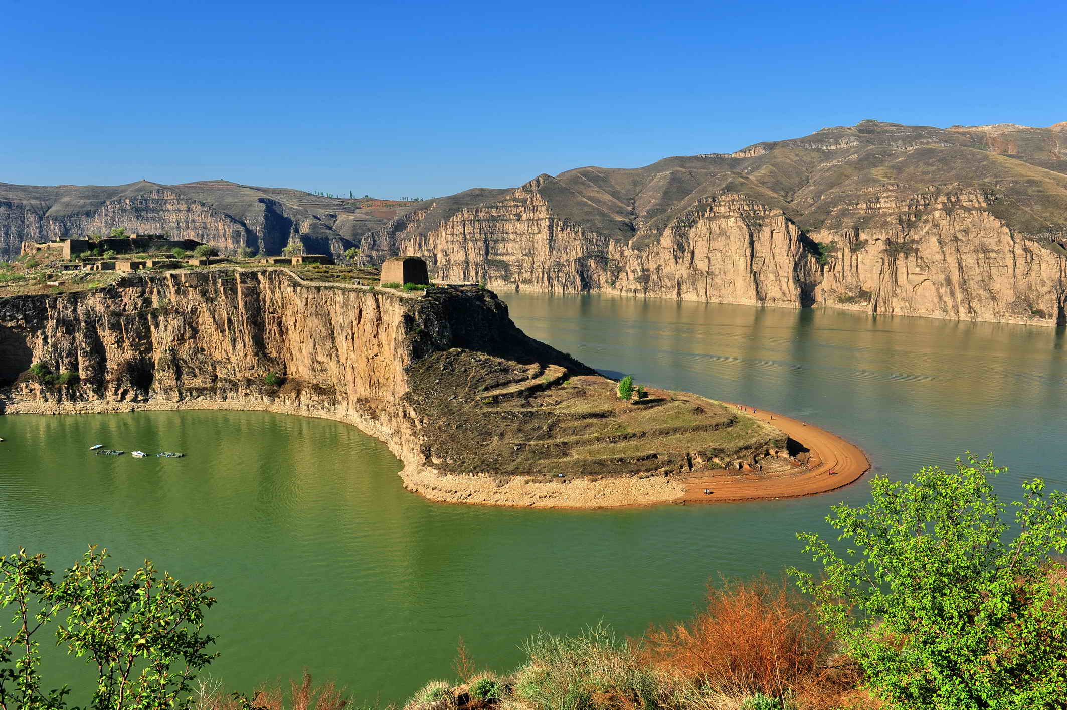 "鲜为人知"的小城,位于内蒙古中部,拥有"天下黄河第一湾"