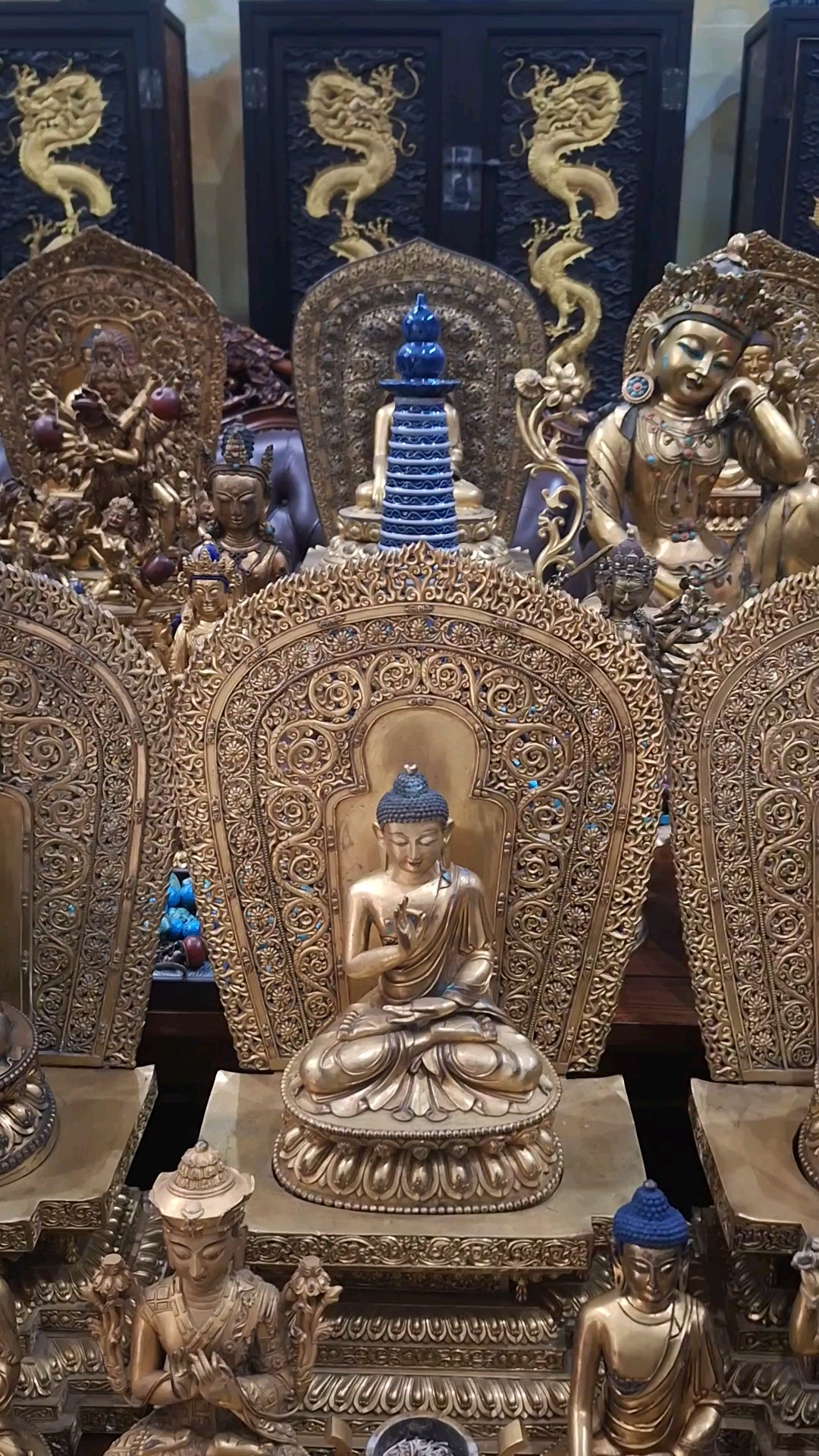 释迦摩尼佛保佑大家身体健康万事如意心想事成