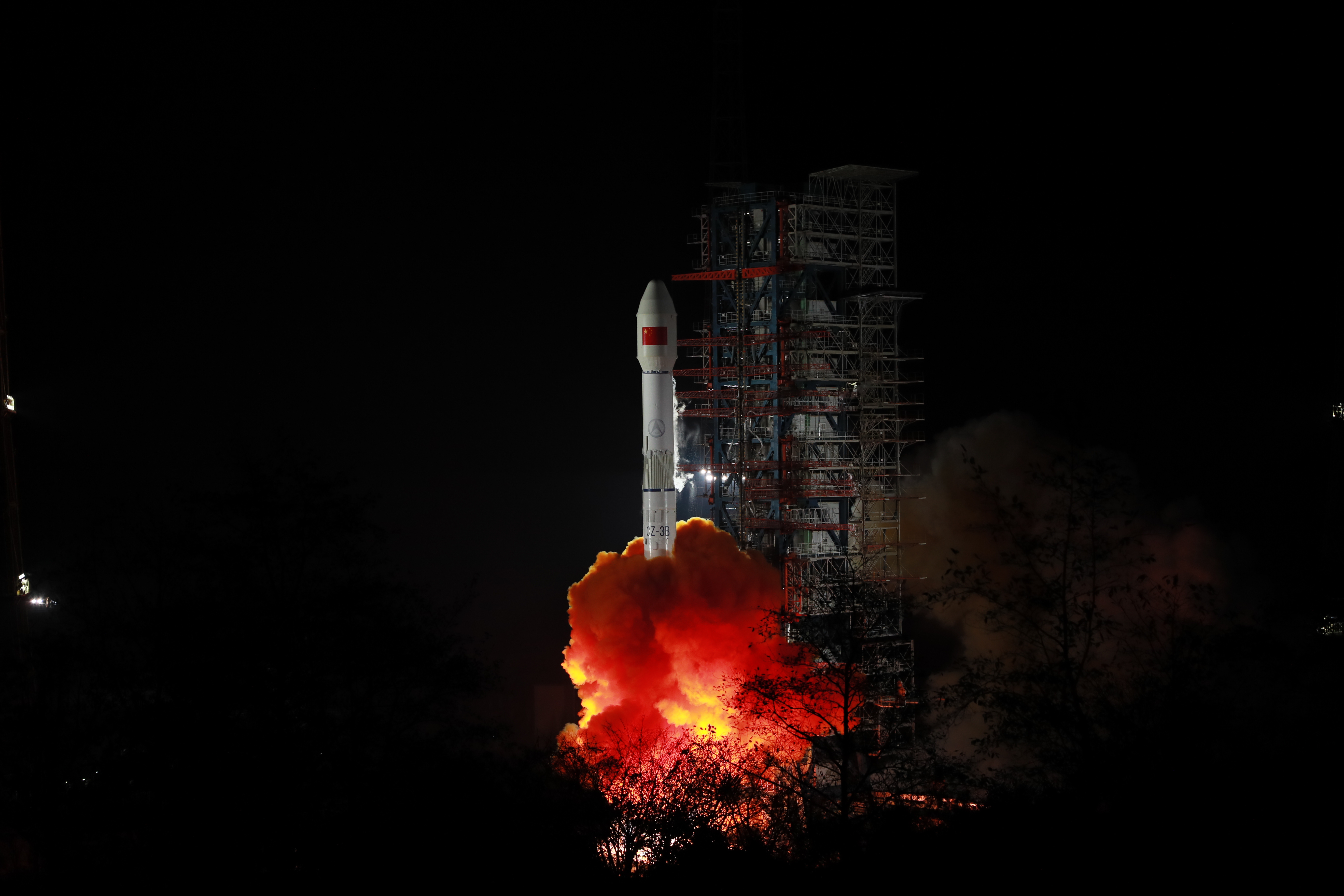我国成功发射天通一号03星 中国航天发射迎来2021年开门红(2)