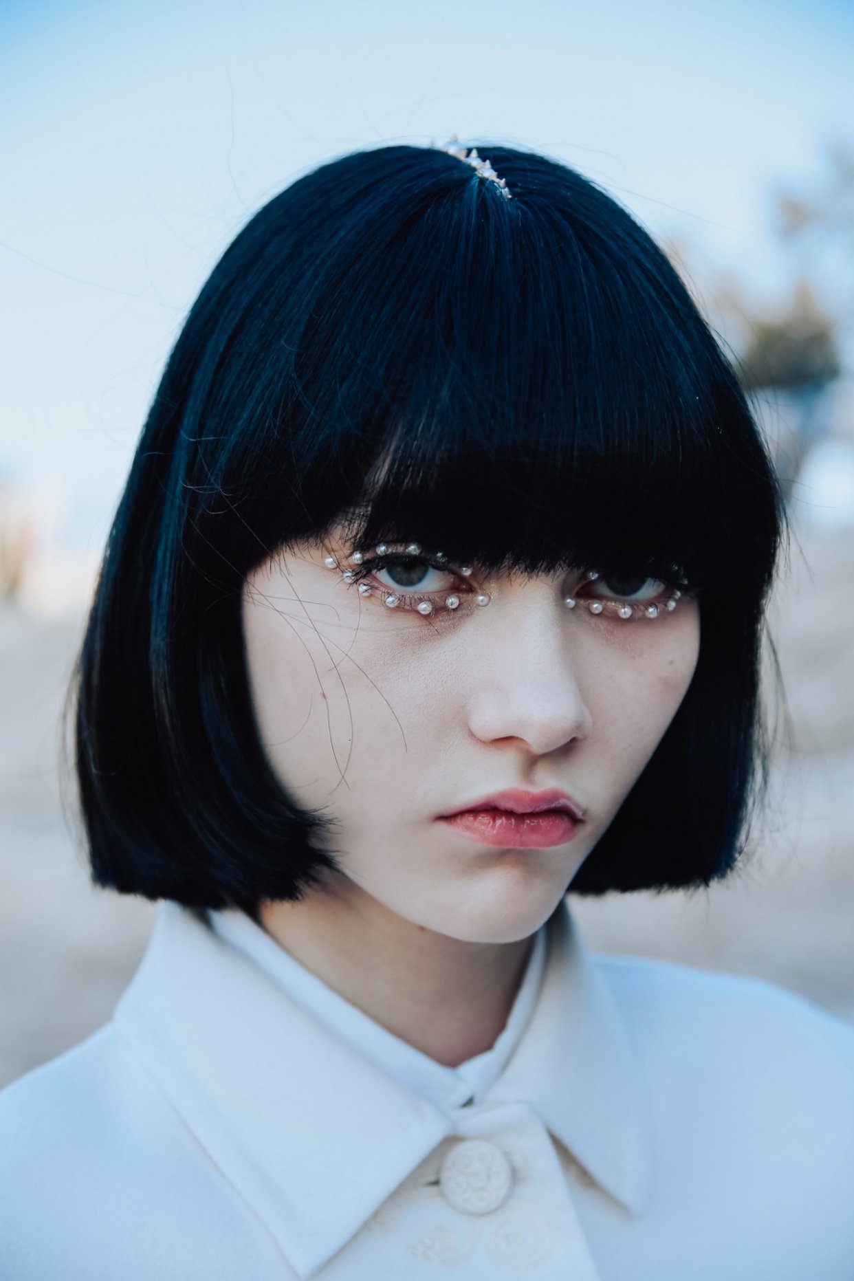 俄00后冷艳超模"厌世脸"爆红!台步超拽,甜酷帅炸美翻天