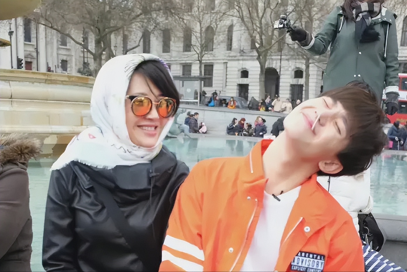 从陈凯歌到杨洋,"老少通吃"的许晴,如今54岁依旧"火辣"