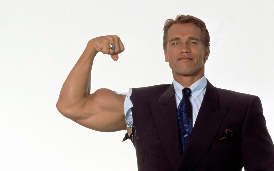 73岁的阿诺德·施瓦辛格,魅力不减当年,几组健身动作奉上