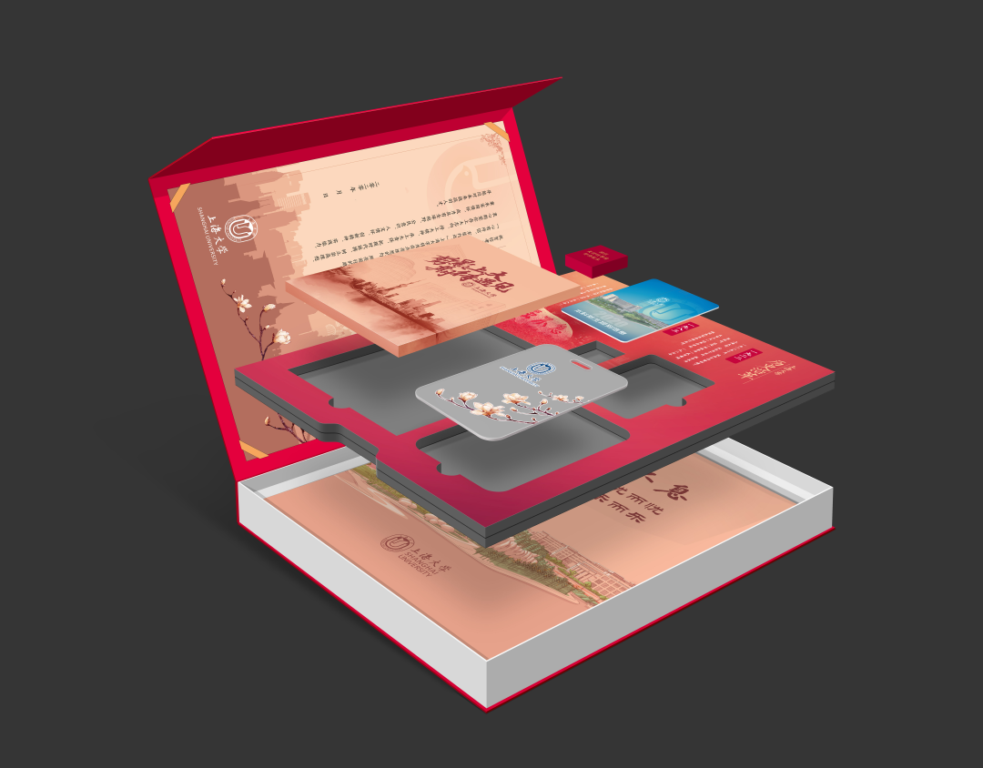 |清华大学立体二校门录取通知书上热搜，高校“盲盒”通知书也火了