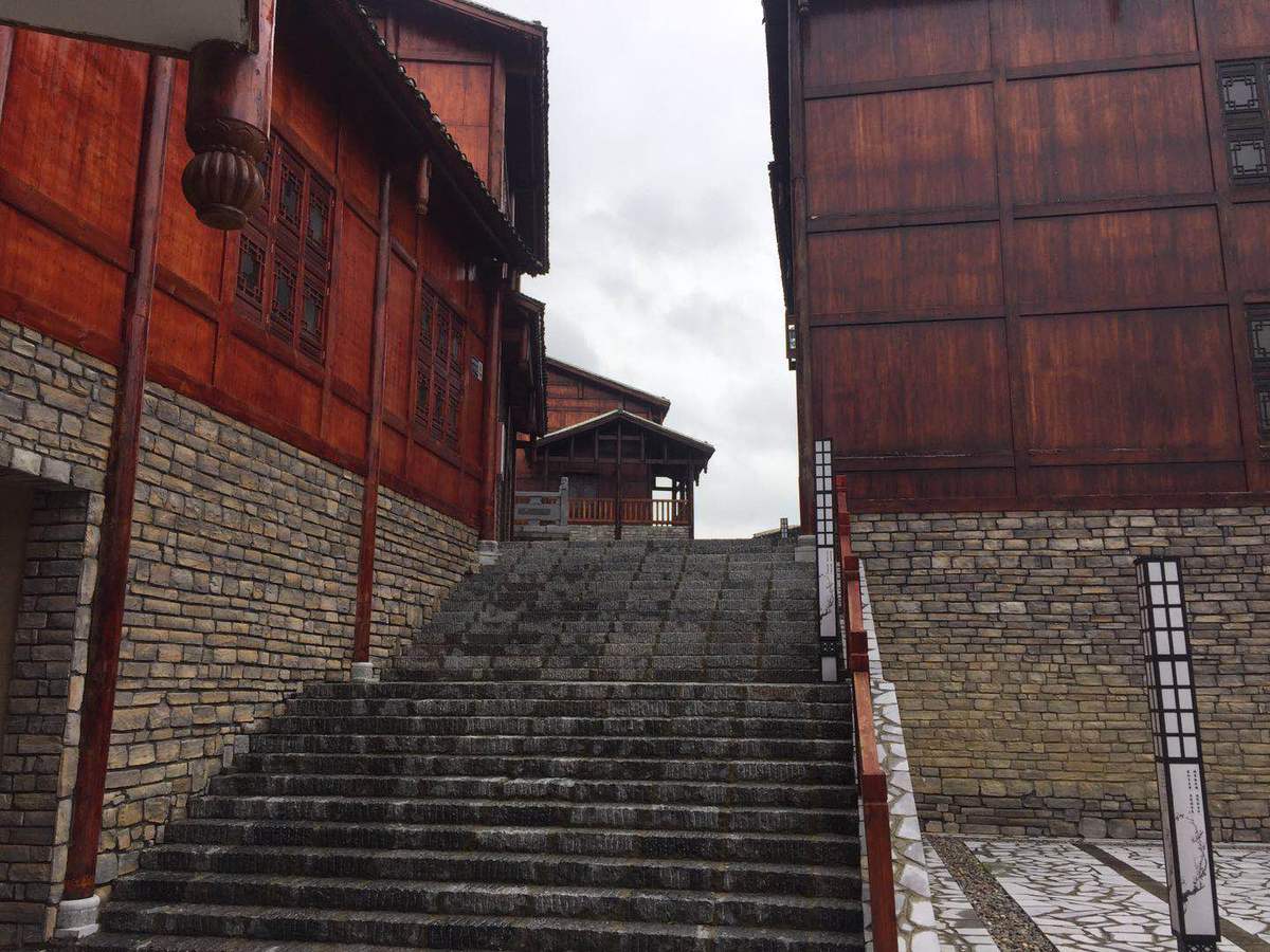 【西部开发新脉动】乌当:"醉美偏坡"美声扬