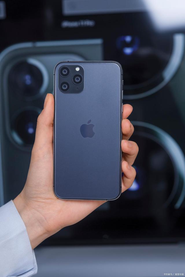 即将上市的新手机:iphone 15,华为mate60,小米14pro