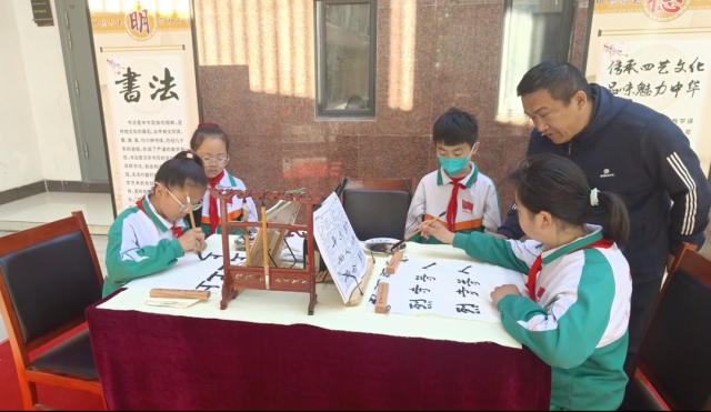 牡丹区花城小学:书香浸润心灵,阅读点亮人生