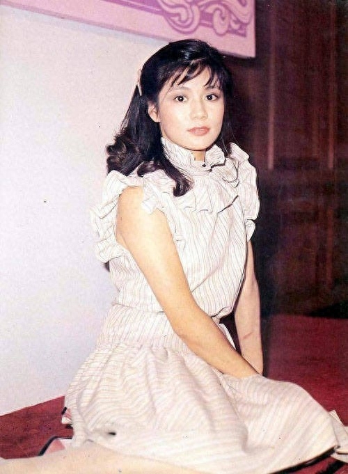 回顾俏黄蓉翁美玲死因成谜她的人生比你想象的更悲惨