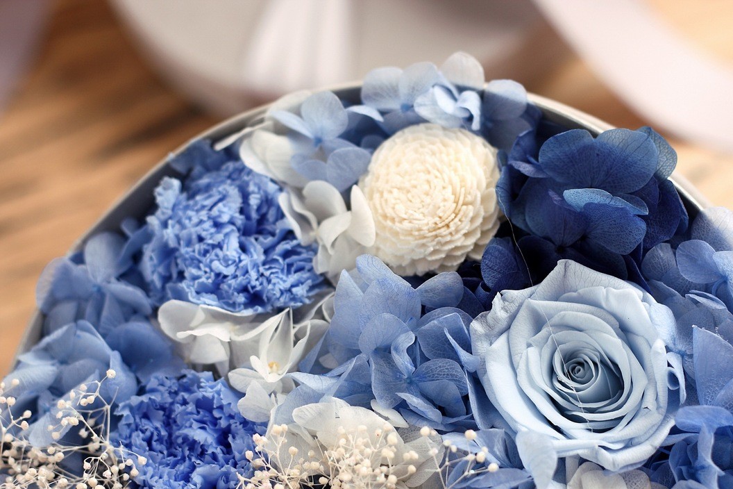 最近两三天生肖虎人,贵人上门,大喜到来,八方来财,金玉满堂!