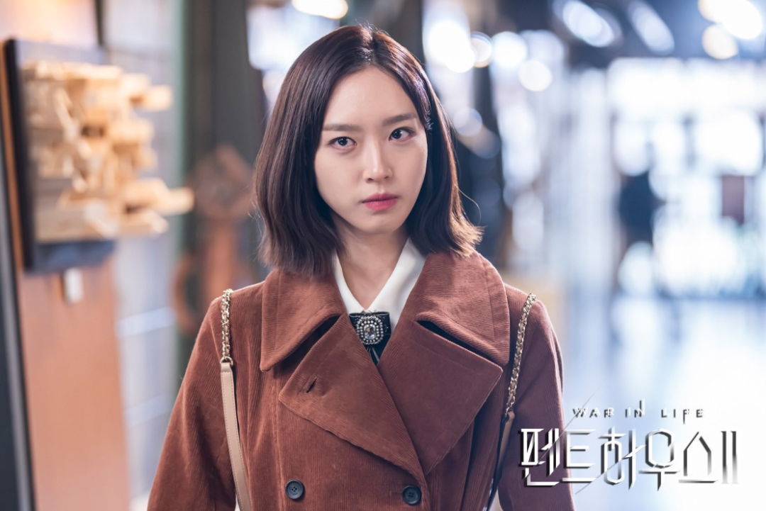 《顶楼2》:赫拉宫殿风云再起,第一集就18禁!