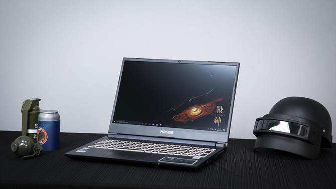 硬核机甲风 为游戏而生 神舟战神z8-cu7nk游戏本评测