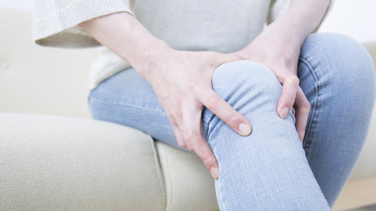 女性开始衰老时,一般有"2松1痛",学会1项运动助你抗衰老