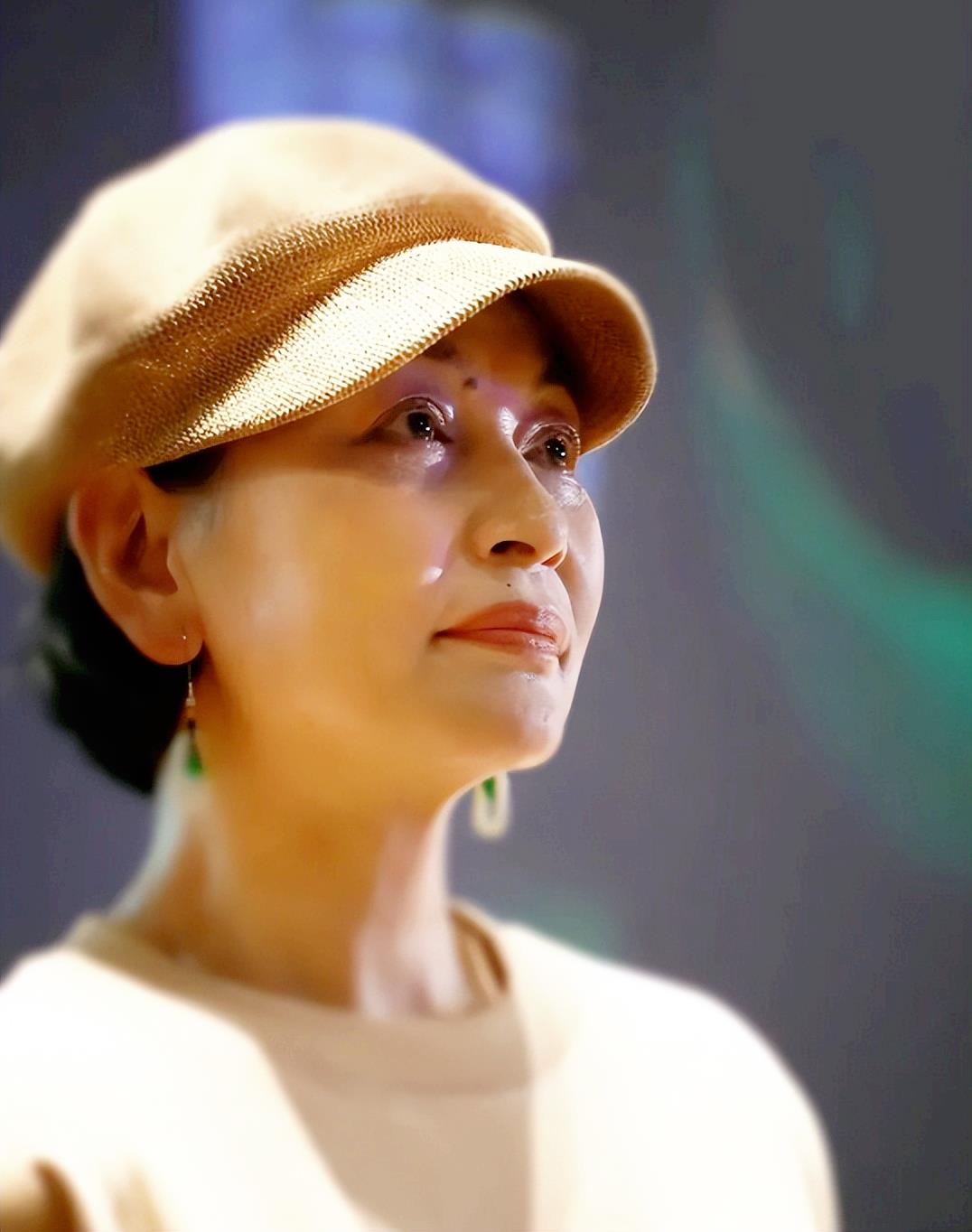 金鸡影后艾丽娅:丈夫也是知名男星,成名后辞职做个体演员