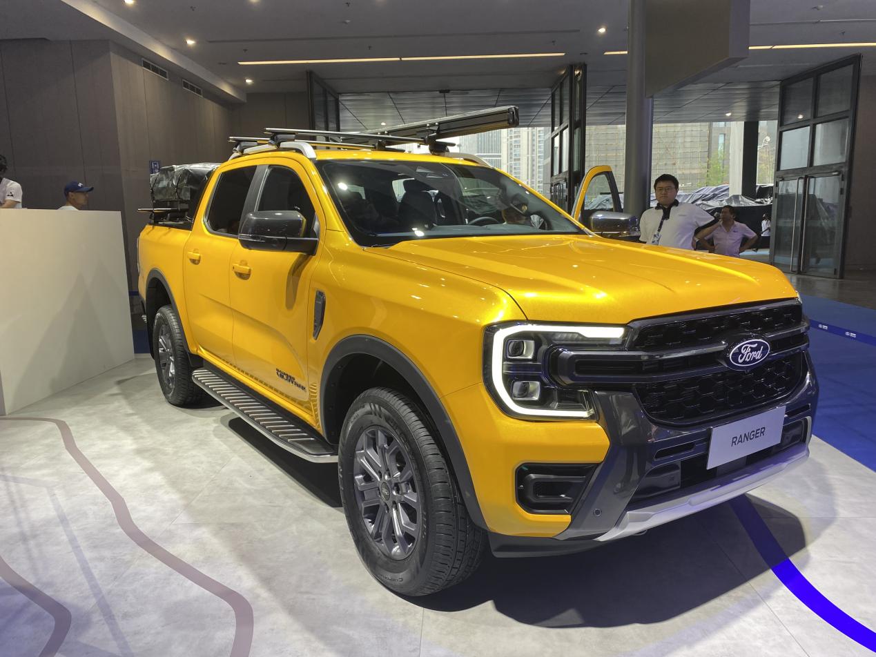 福特纵横品牌首发,国产全新福特ranger起售不超16万元