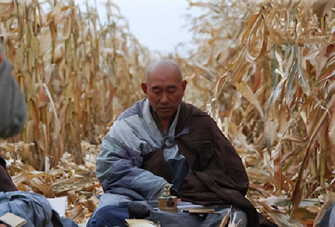 和尚作为佛教出家人,多年来给人们的印象是生活清苦,遵循戒律.