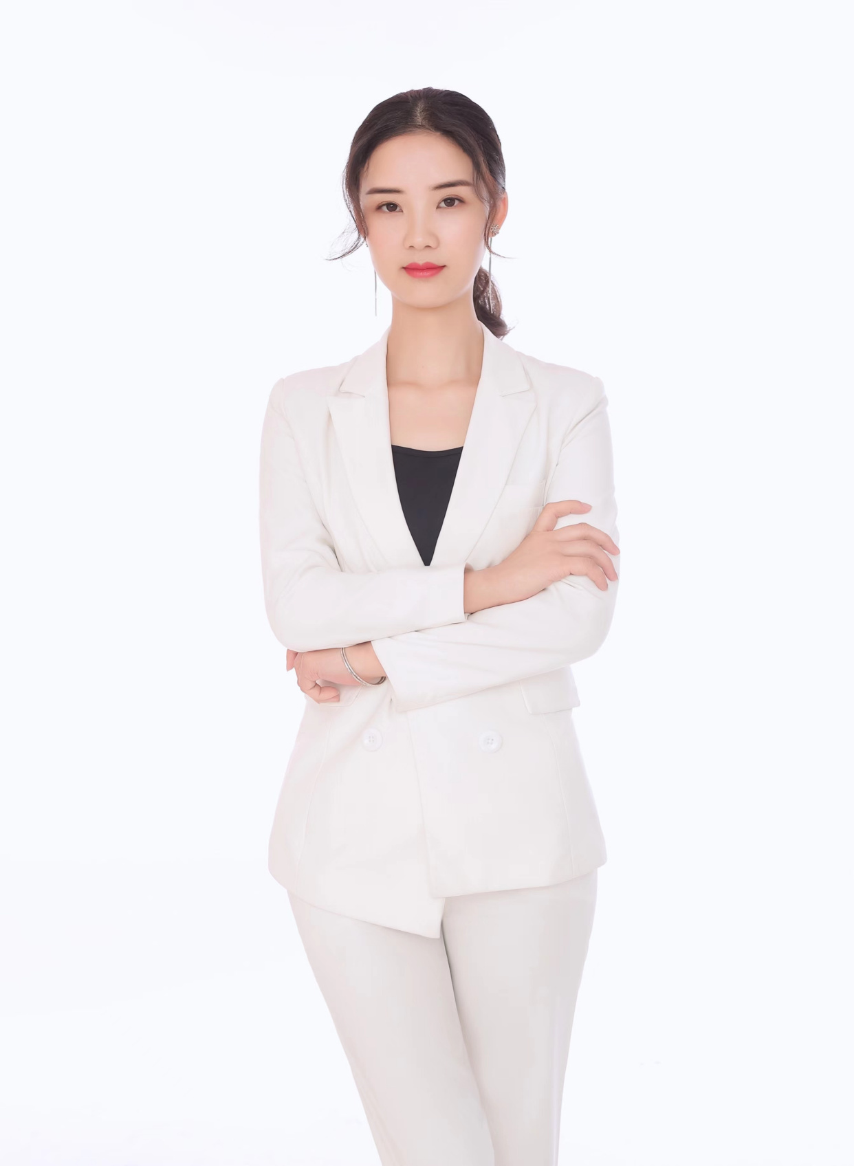 天胜集团四川分公司首席纹绣技术院长——周思琪