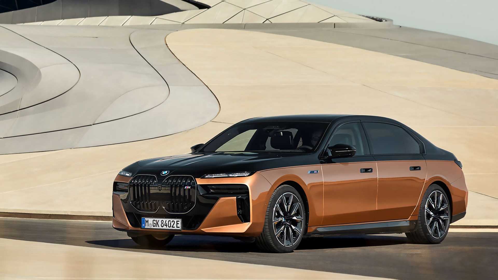 最大660马力,续航472km,最强宝马7系:i7 m70将在上海车展亮相