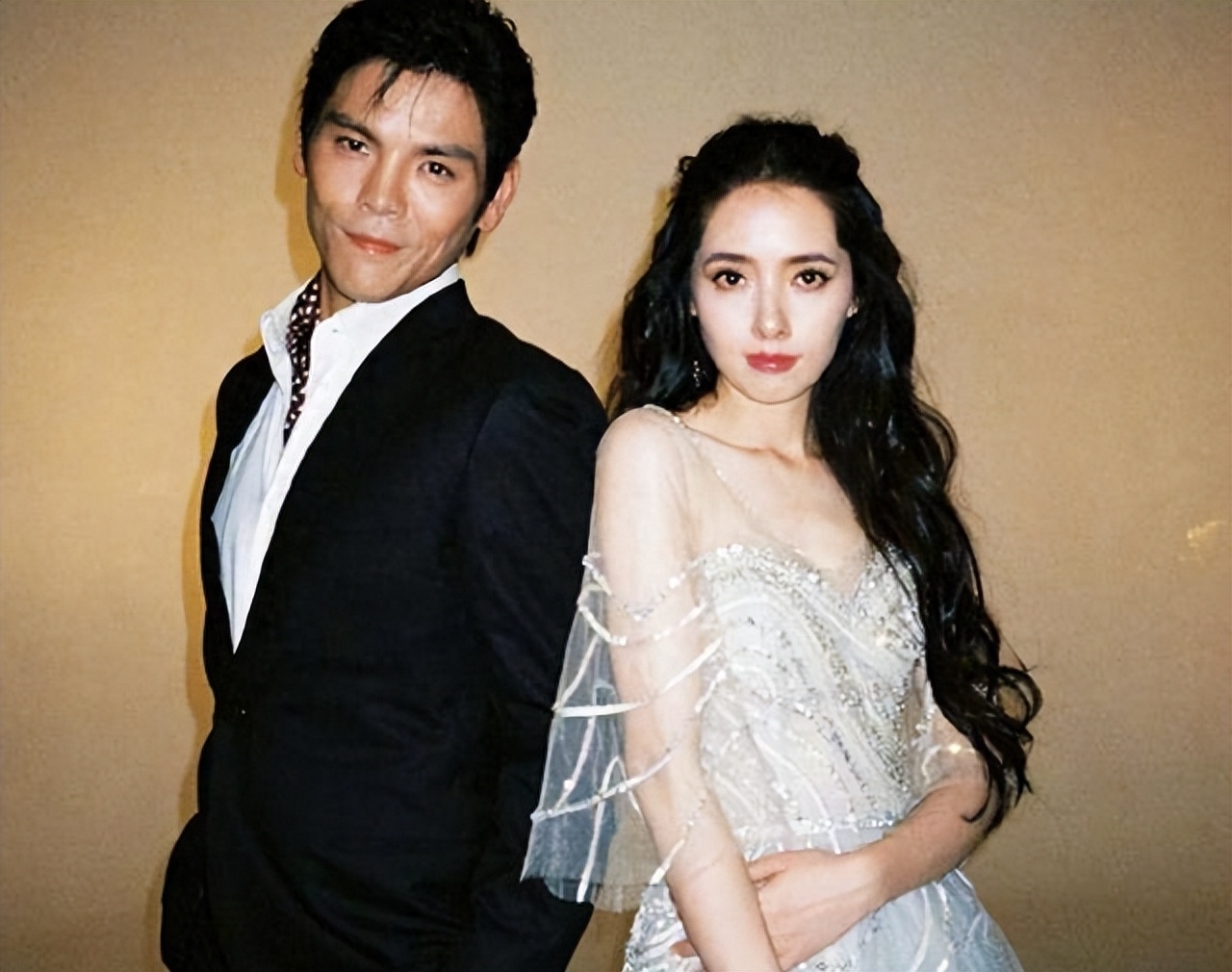 华晨宇背景曝光来头大的吓人难怪张碧晨铁了心要给他生孩子