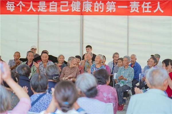 华润健康乡村公益项目走进四川南江开展多维度健康帮扶
