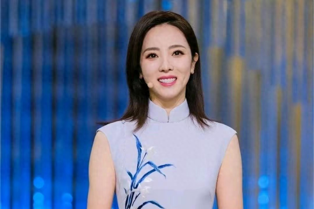 李思思离开央视仅40天就主持3场商演赚大钱的同时也饱受争议