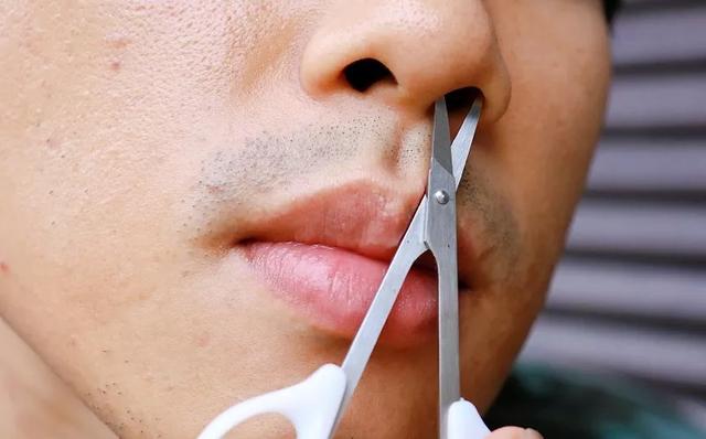 修剪鼻毛被感染?卫生安全很重要!