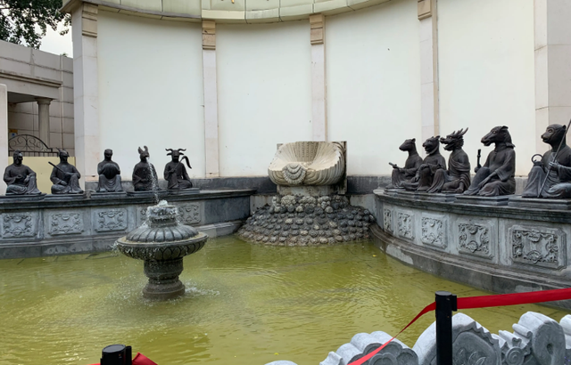 圆明园"马首"被赌王捐给祖国后,专家拍了x光,有了意外的发现