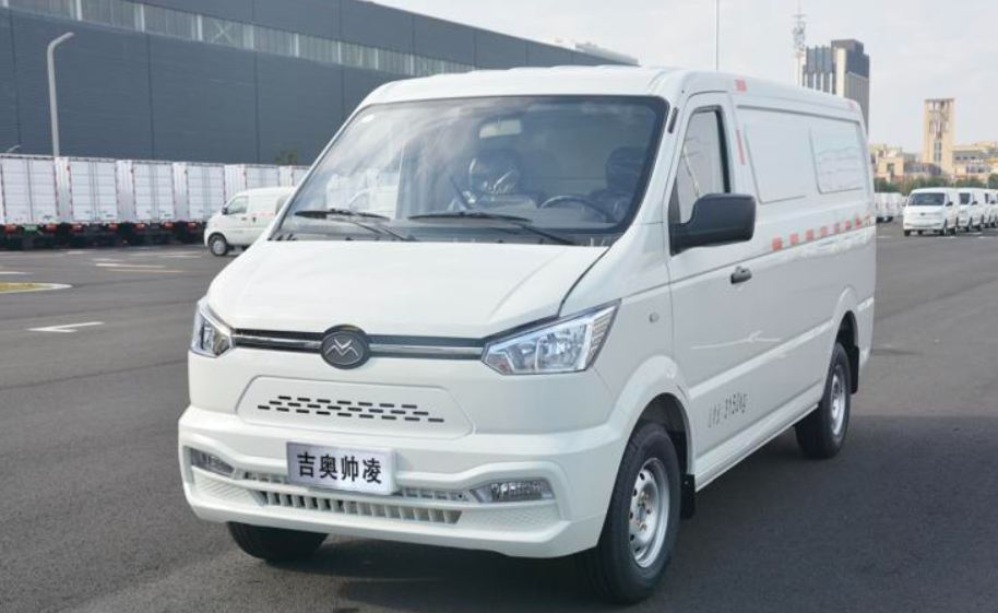 推出两款车型,主打商用市场,新吉奥帅凌13.0888万起售