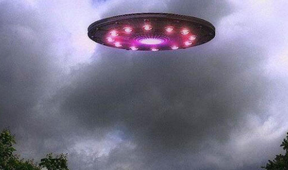 98年河北沧州发现一草帽形ufo我方出动军机追赶结果如何