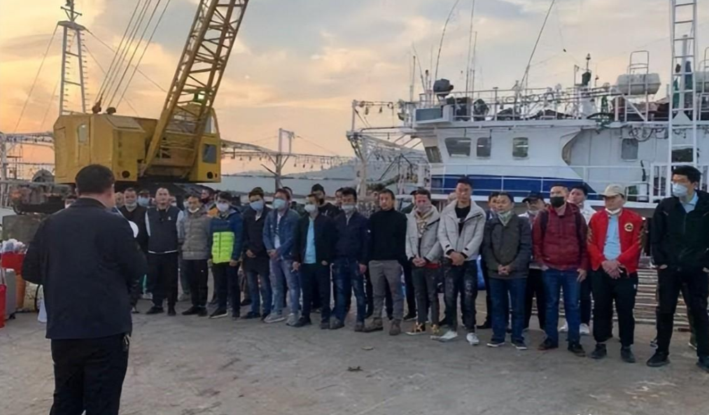 33人出海,22人遇害,山东"鲁荣渔2682"渔船惨案始末!