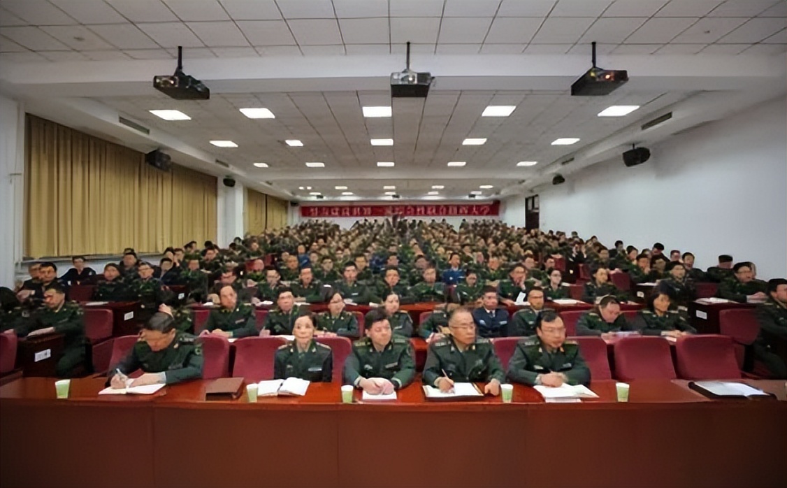 纪实:军老虎张阳落马:靠媳妇上位,副国级当靠山