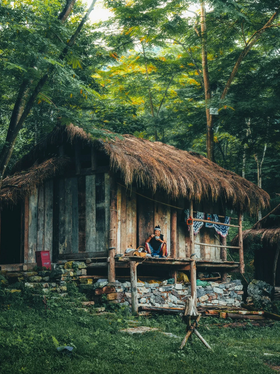 贵州荔波探访:体验瑶山古寨的民俗民风  瑶山古寨,位于贵州荔波县瑶山