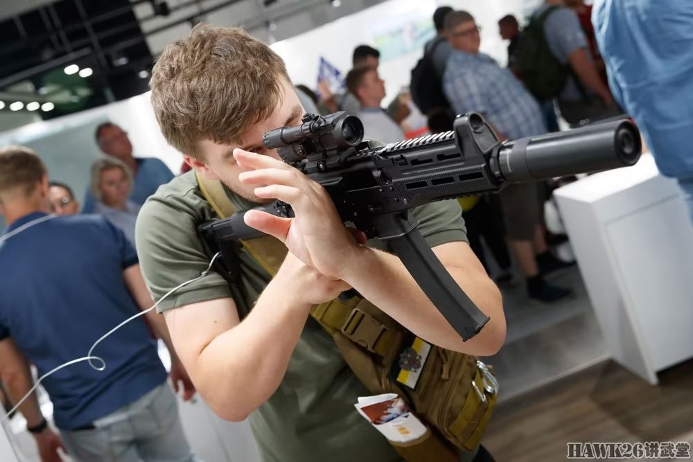 卡拉什尼科夫集团ppk-20冲锋枪开始量产 成为俄军飞行员自卫武器