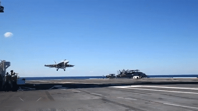 |日本民众反对政府购岛建美军基地，美军为何要选这？