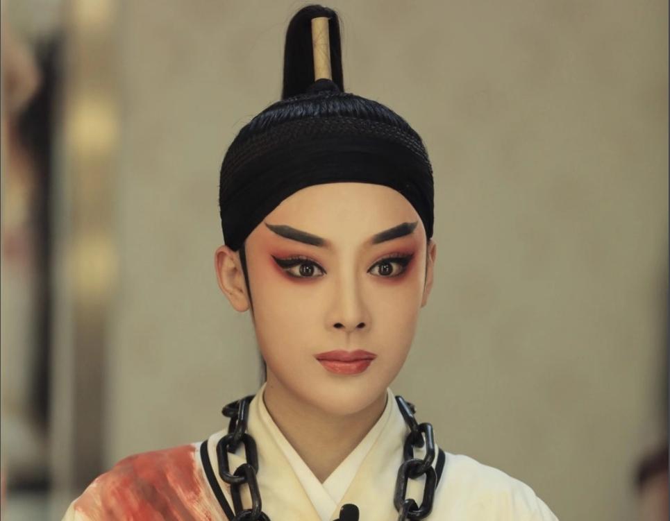 越剧女小生抢了明星流量!玉面修罗陈丽君,成了流量之王!