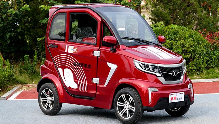 价格1万出头,舒适性不错,这2款低速四轮电动车,最远跑150公里