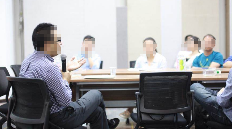 华信信托董事长用锤子殴打女总经理,受害人14处受伤!已被刑拘