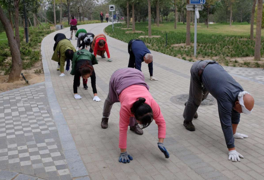 老年人注意公园里常见的这4种锻炼对身体有害尽早远离