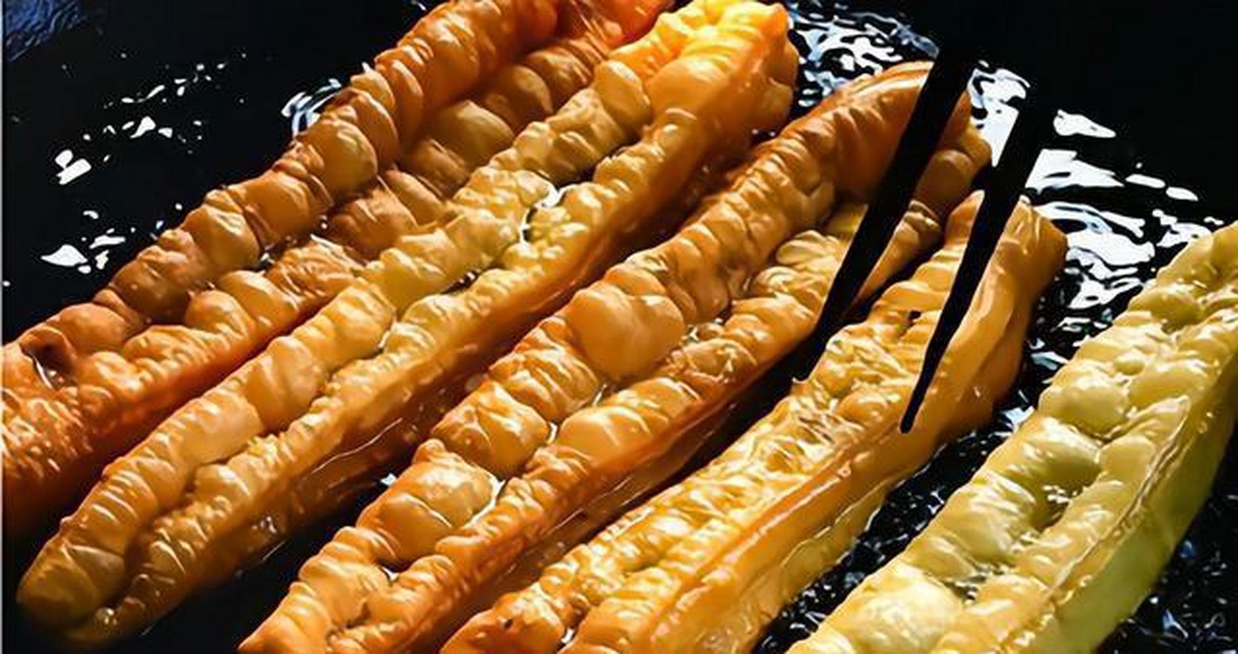 "福建莆田,老大爷第一次摆摊卖油条,被市监局以油条不合格为由罚款5万