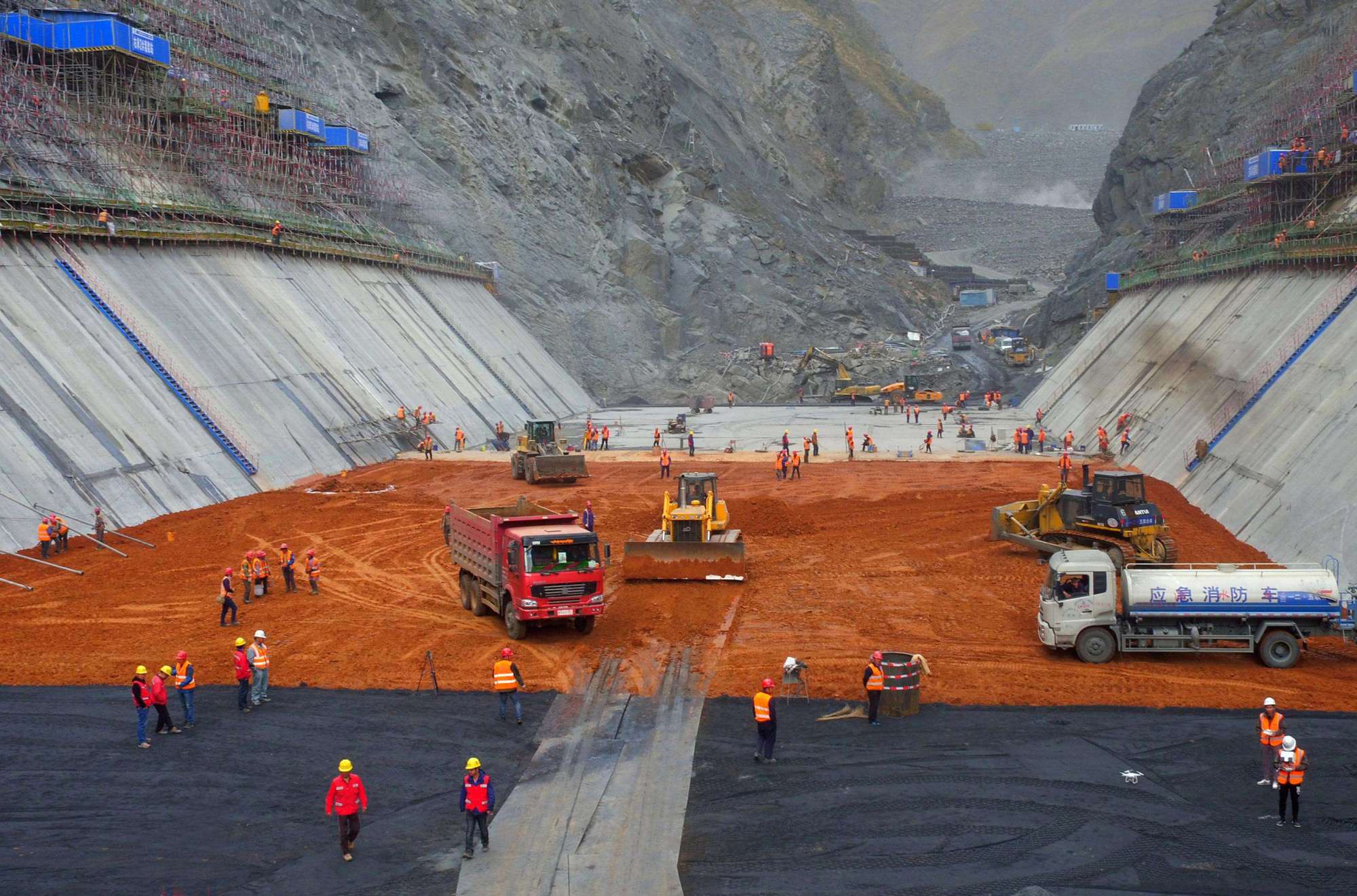 "两河口大坝"我国又一基建奇迹,耗资660亿规模超过6个鸟巢