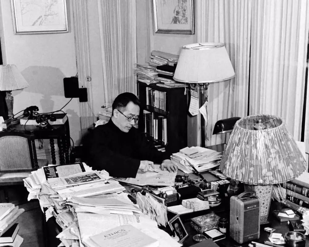 钱钟书离世25周年,再读他这7句话,悟透人性丑陋