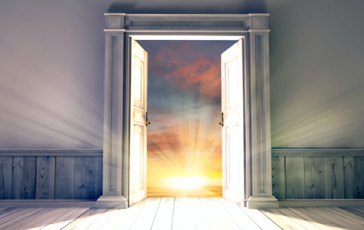 纪实:"军老虎"张阳,落马前痛斥贪污行为,落马后畏罪自杀