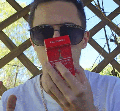 有多少老外抽上了华子?