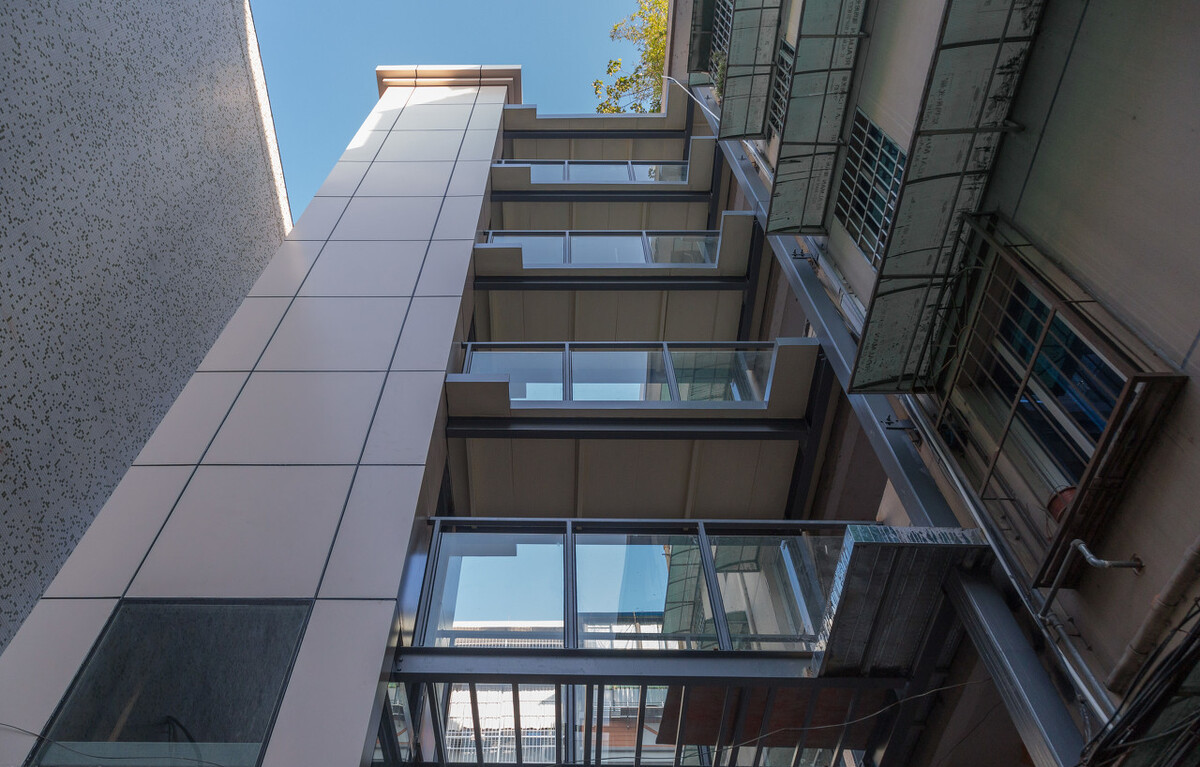 步梯楼房加装电梯,费用分摊众口难调,"一招"解决所有费用问题