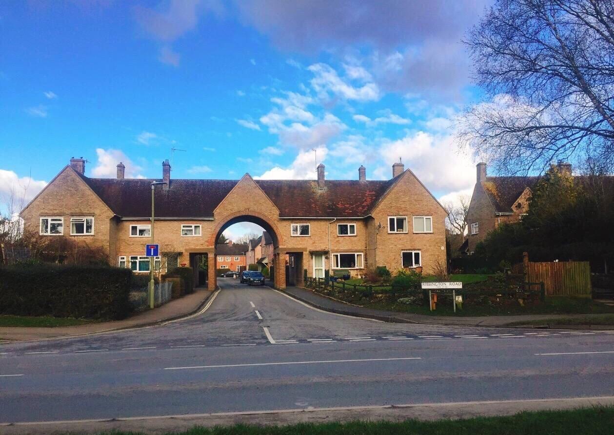 充满风情令人心动:水上伯顿镇,英式田园风格满满的小镇