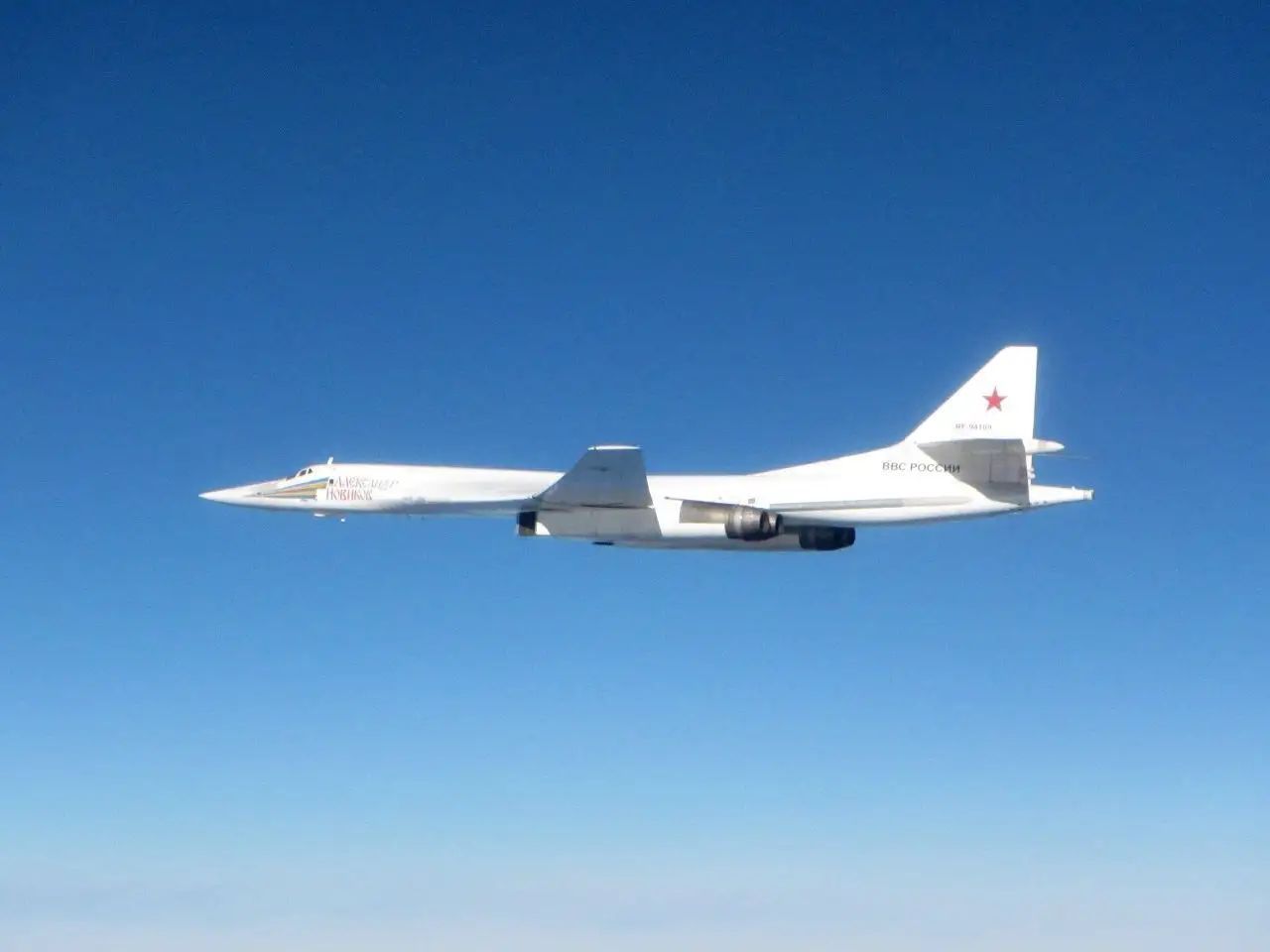 印媒:印军元帅确认采购图160轰炸机,可有效压制轰6威慑中国空军