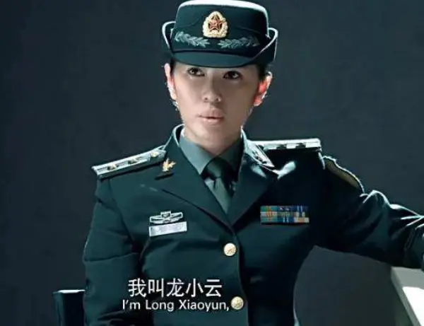 最适合演军人的10位女星,英姿飒爽不输吴京,个个帅到我合不拢嘴