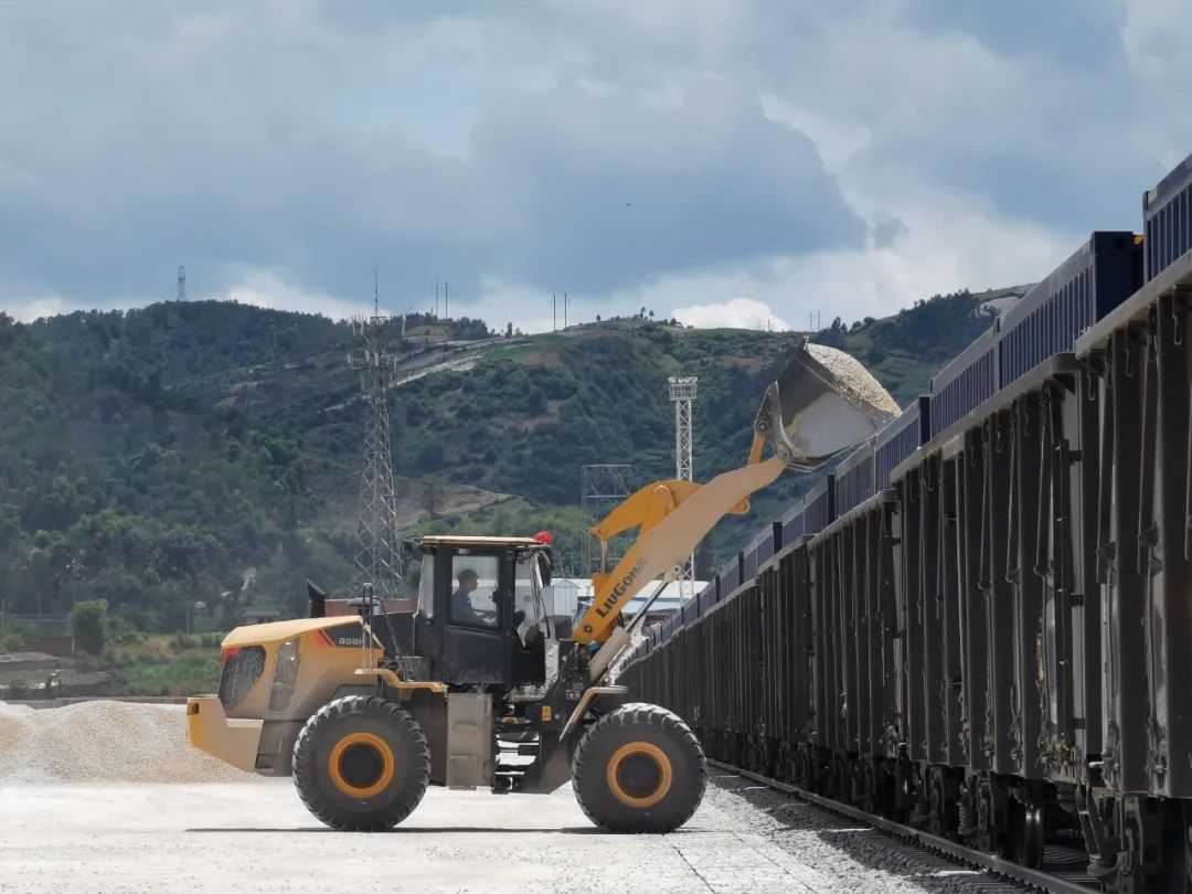 云南鐵路搶卸入滇物資，單日卸5731車創(chuàng)新高