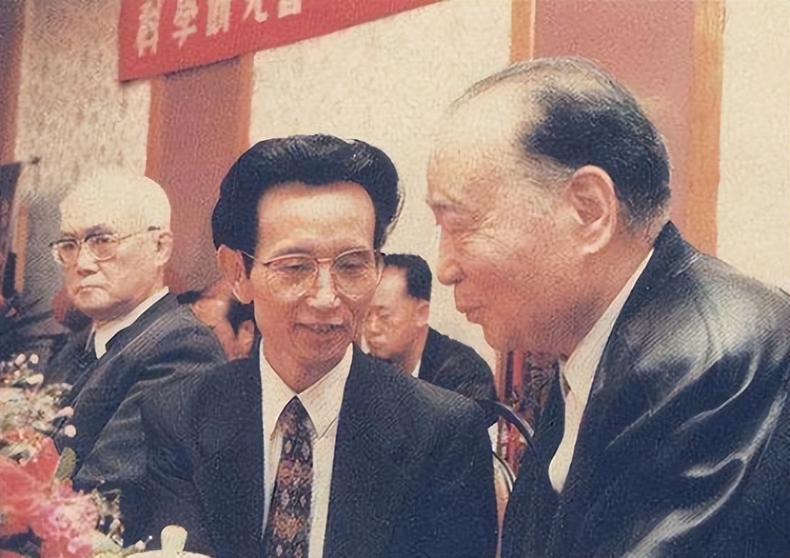 回顾:自称能拦截导弹,扑灭山火的气功大师严新,结局如何?