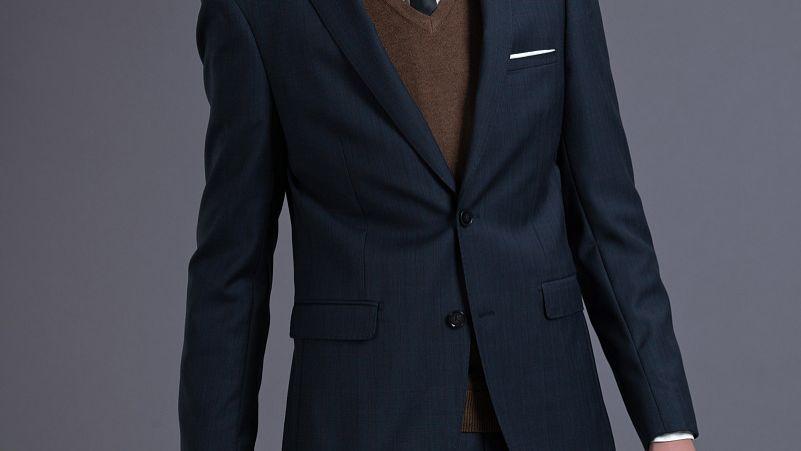 纪实:"广东法院第一贪"麦崇楷生活糜烂,伙同儿子贪污上千万元